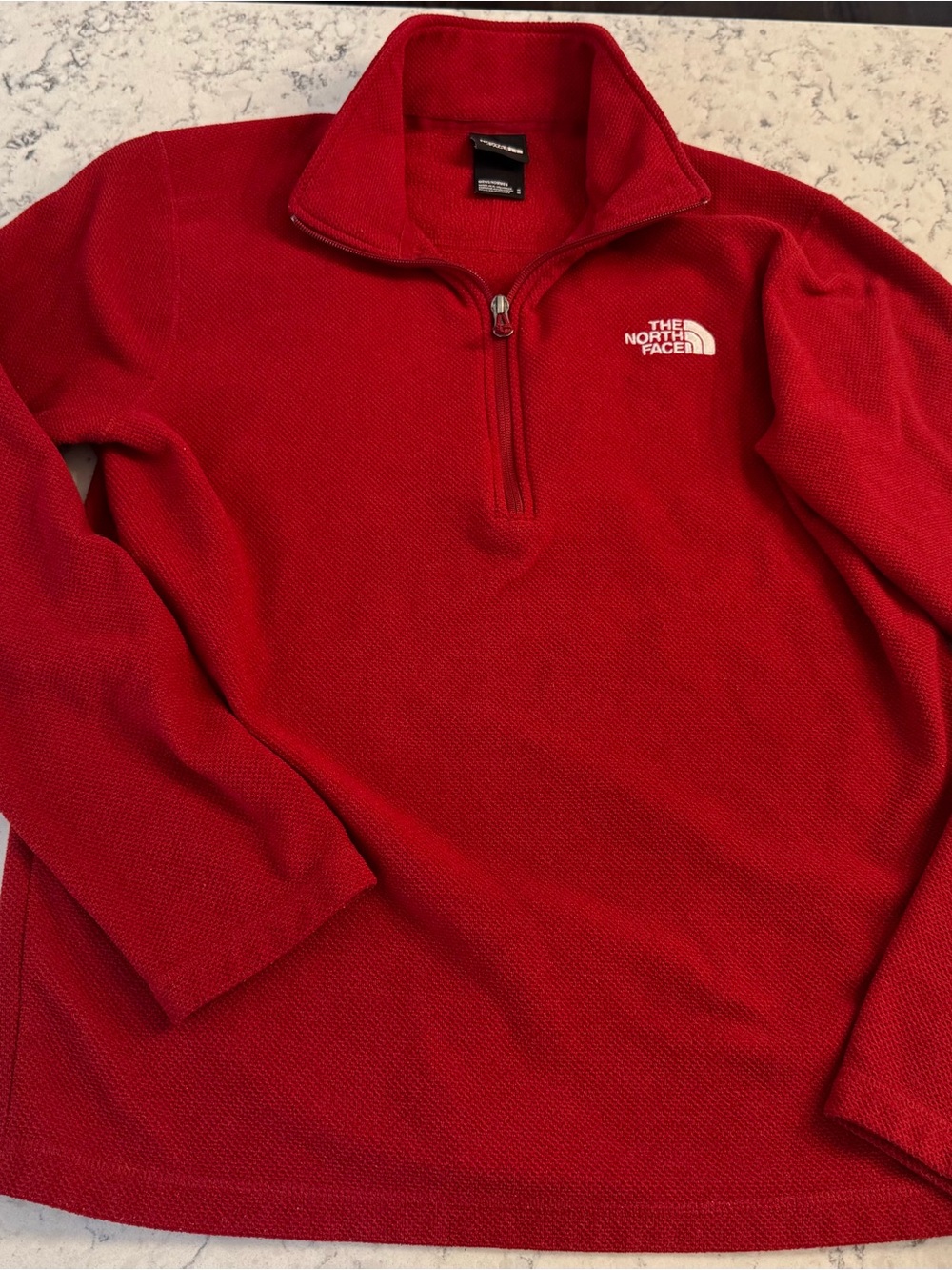 The North Face Men’s Medium Red Quarter-Zip Fleece Pullover Percect for Fall